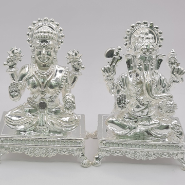 Silver Laximiji Ganeshji Idols by Sangam Jewellers